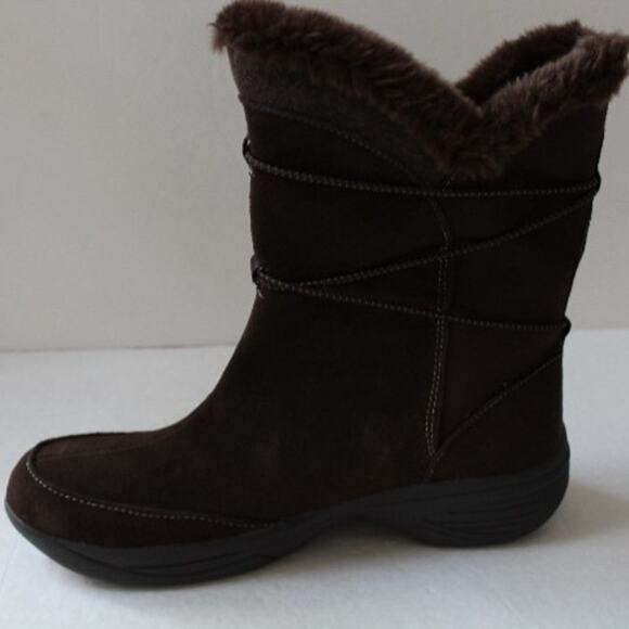Croft and Barrow Woman's Brown Boots 9m NEW - Picture 2 of 4